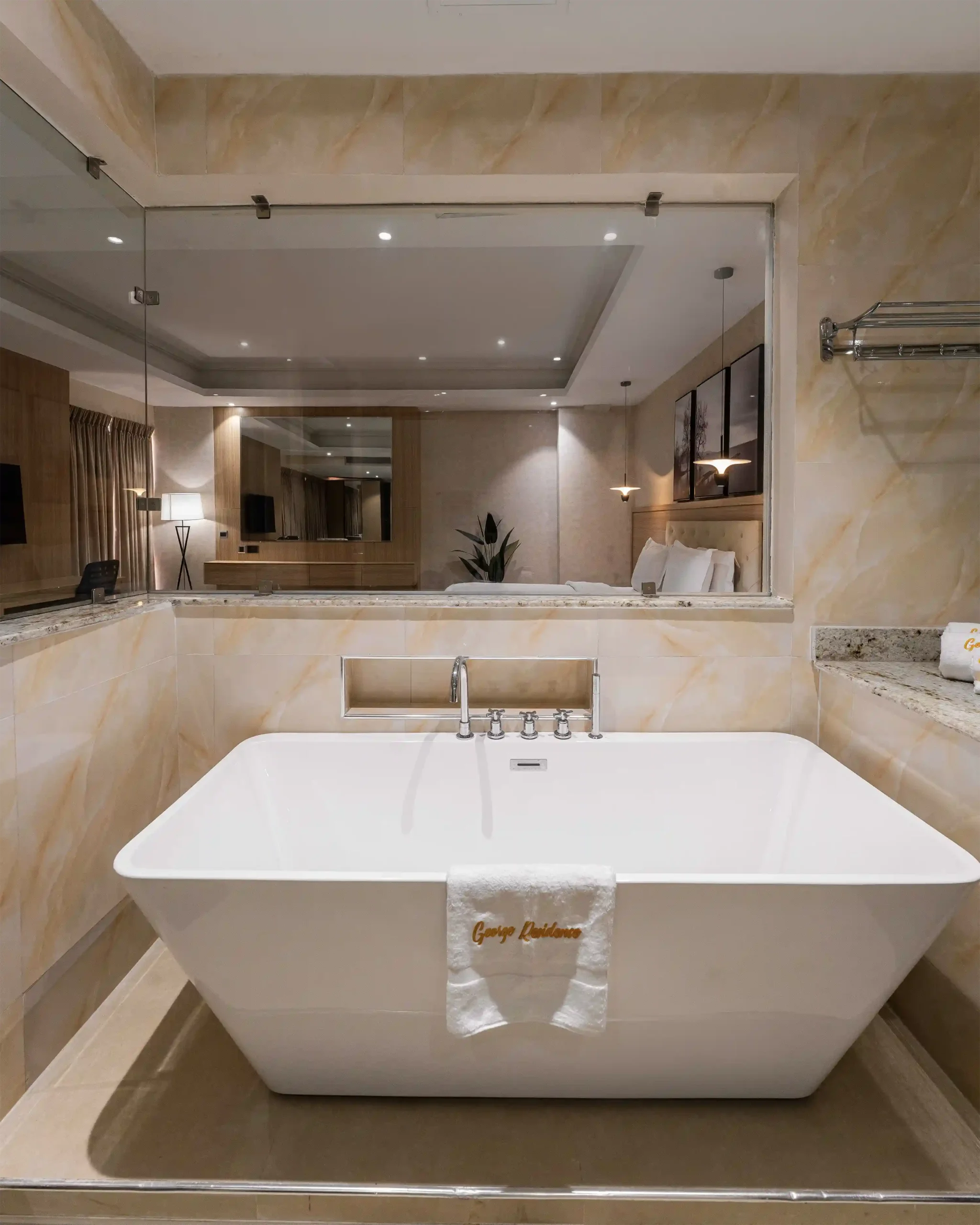 Apartment Gallery Image