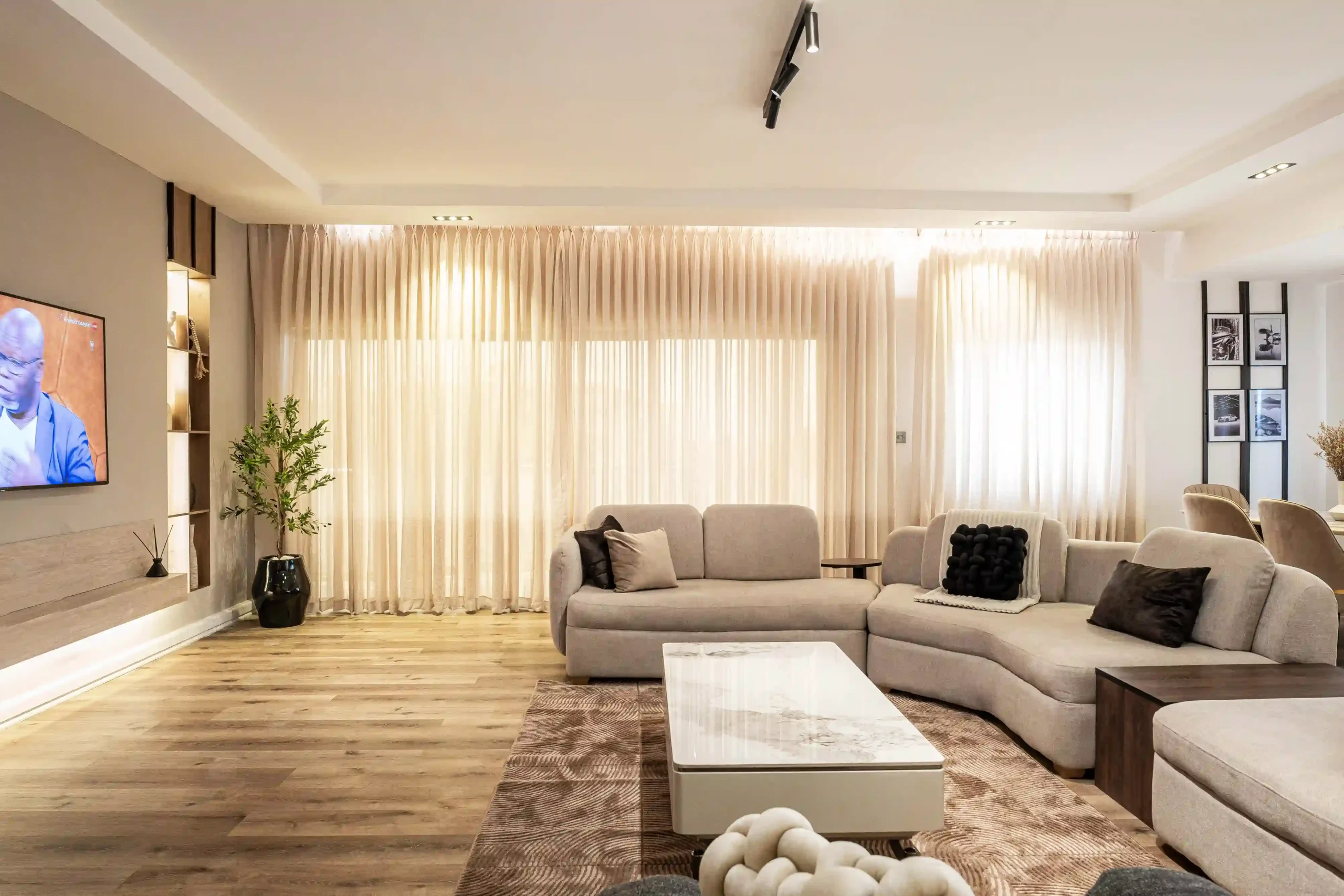 Apartment Gallery Image