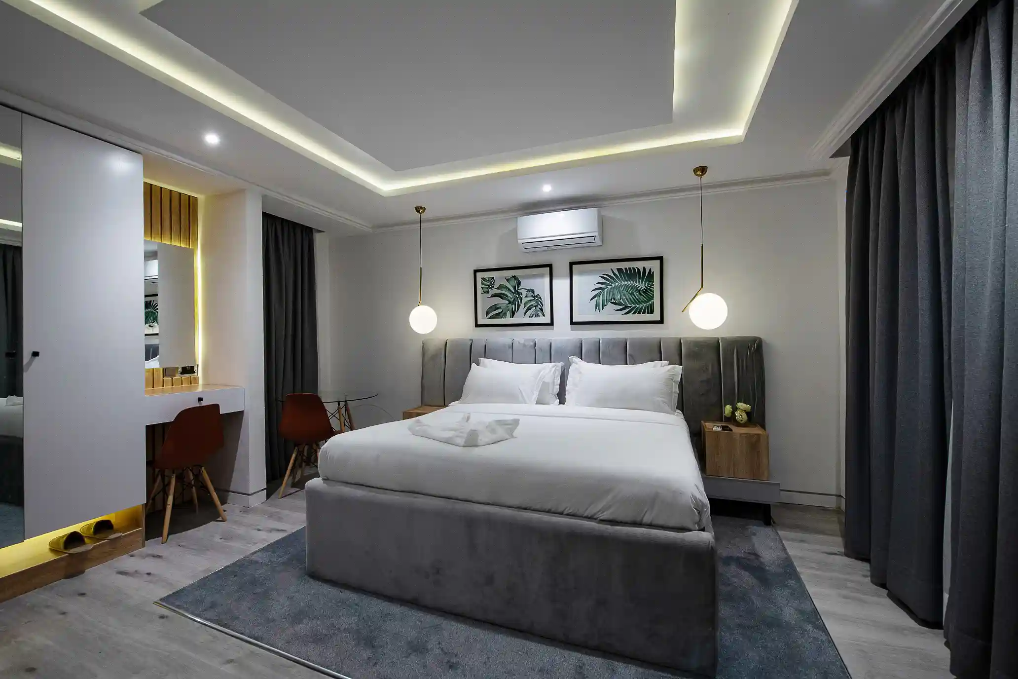 Apartment Gallery Image