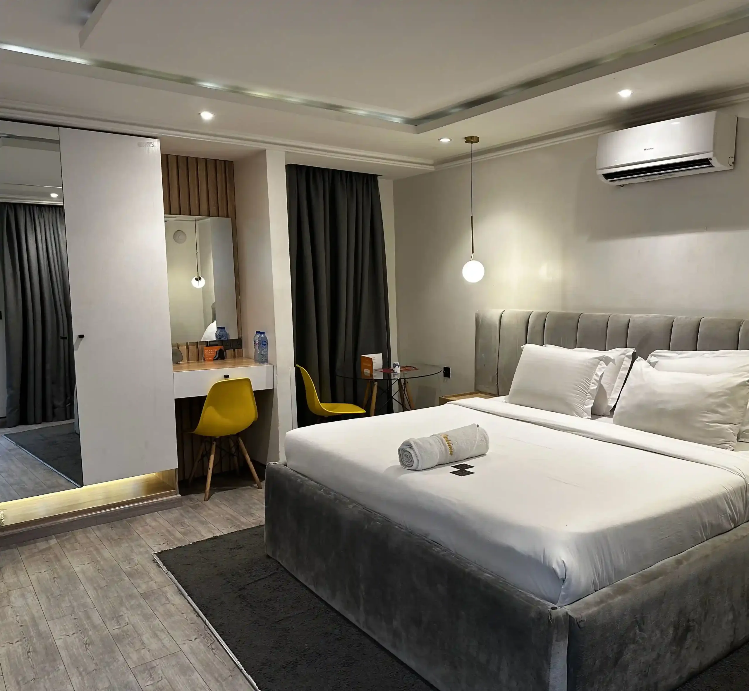 Apartment Hero Image